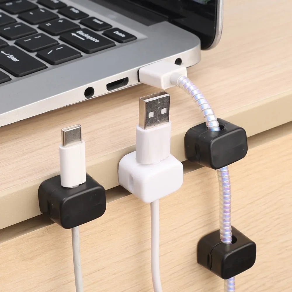 NomadGrip™: El Ancla Magnética para tu Escritorio